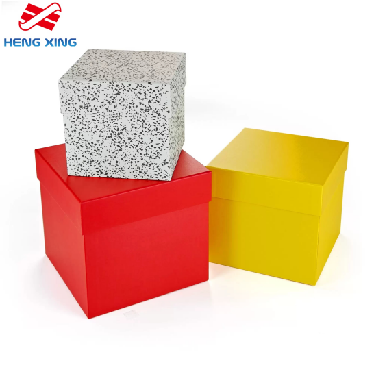 kansi- ja pohjapaperilaatikoiden tehdas