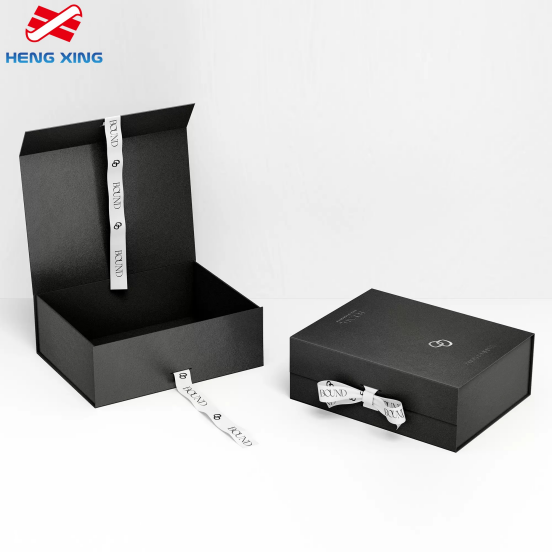 lahjarasia magneettisella kannella