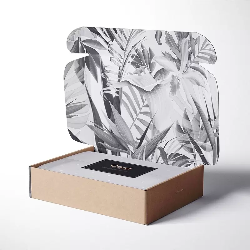 Aaltopahvista valmistetut postituslaatikot